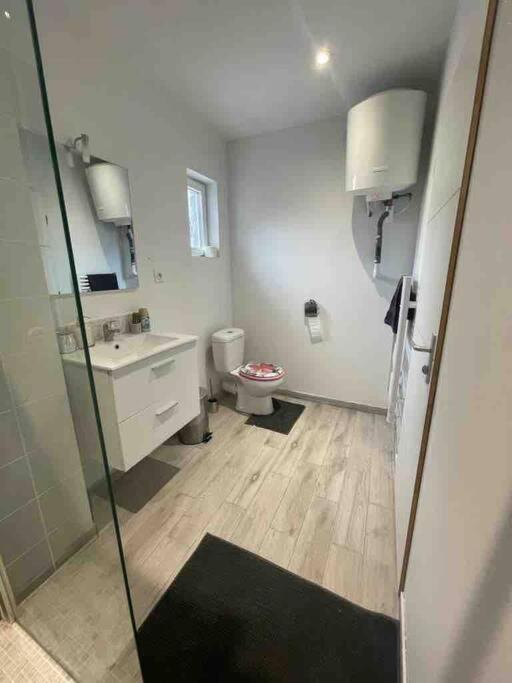 Studio En Centre Ville Montceau-les-Mines Esterno foto